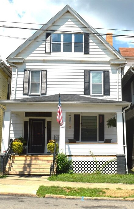 306 E Locust St, Butler, PA 16001