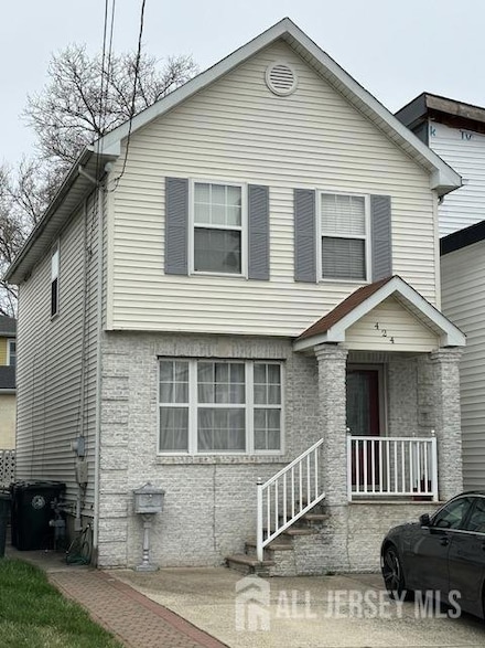 424 Thomas St, Perth Amboy, NJ 08861