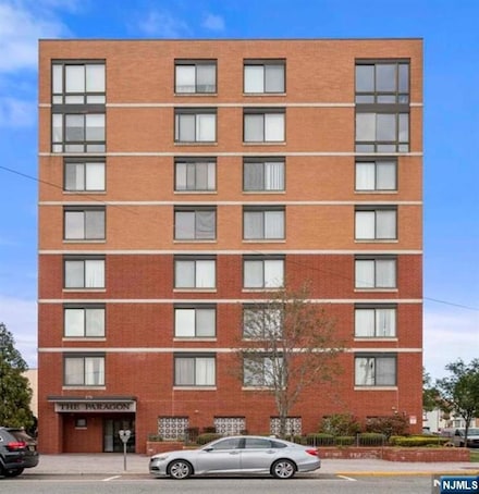275 State St Unit 3D, Hackensack, NJ 07601
