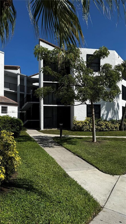 212 Lake Pointe Dr Unit 308, Oakland Park, FL 33309