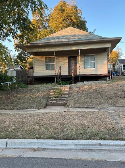 1305 NW 7th St, Oklahoma City, OK 73106