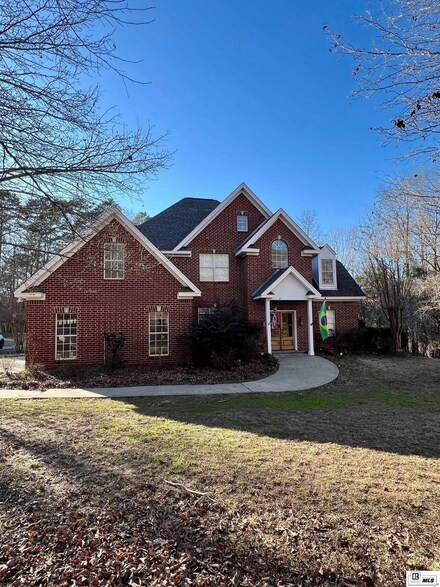 276 Jefferson Oaks Dr, Ruston, LA 71270