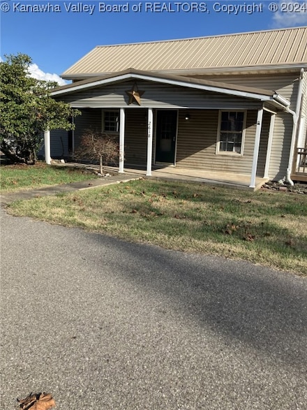 2618 Madison Ave, Point Pleasant, WV 25550
