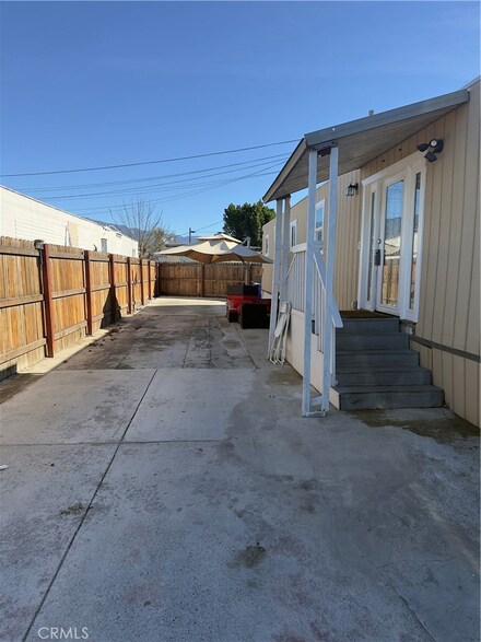2250 W Darby St Unit 6, Muscoy, CA 92407
