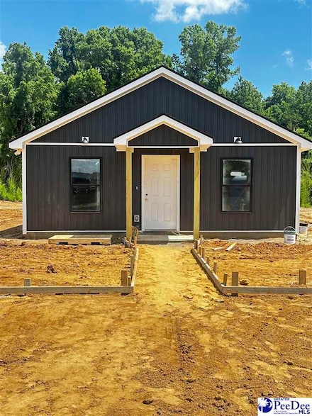 114 Lake St, Lake City, SC 29560