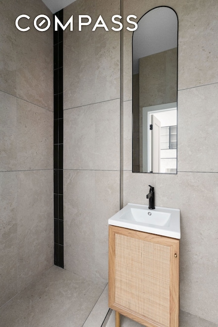 235 W 131st St Unit 3B, New York, NY 10027