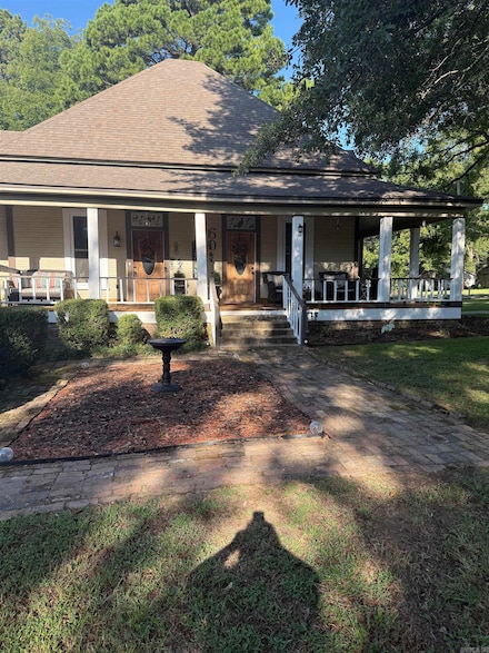 601 W Sypert St, Nashville, AR 71852