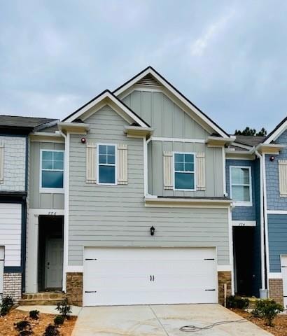776 Woodstock Grove Dr, Woodstock, GA 30188