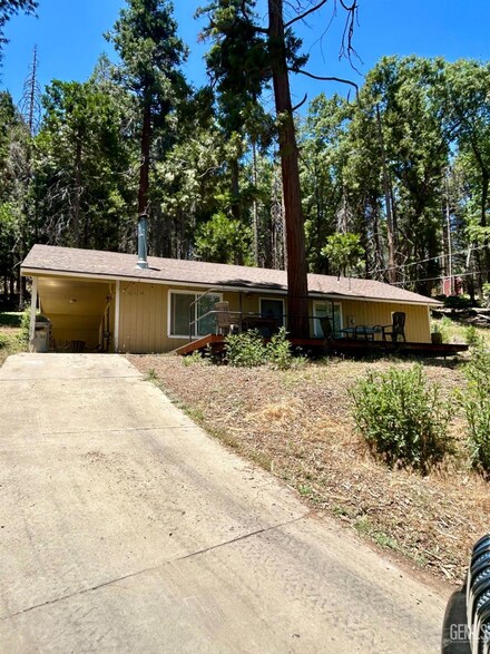 47694 Bear Trap Rd, Posey, CA 93260