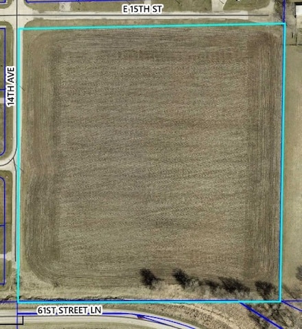 0 14th Avenue & 15th St, Vinton, IA 52349