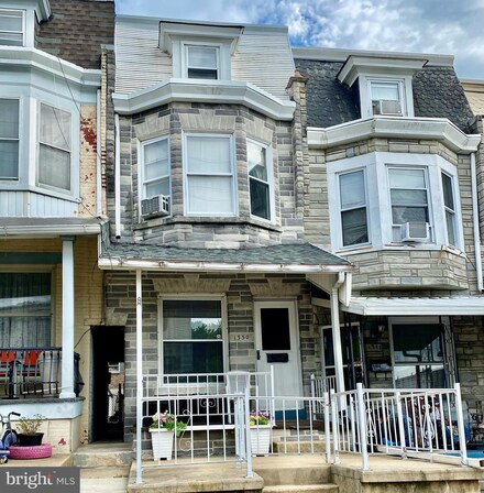 1350 Buttonwood St, Reading, PA 19604