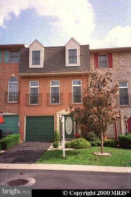 1381 Lindsay Ln, Hagerstown, MD 21742