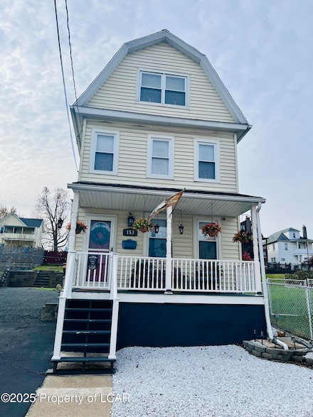 153 Moyallen St, Wilkes Barre, PA 18702