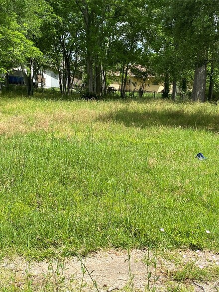 2116 Pope St, Beaumont, TX 77703