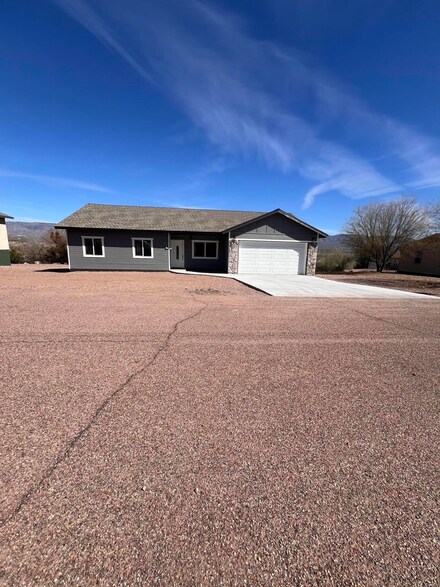 349 N Walnut Springs Blvd, Tonto Basin, AZ 85553
