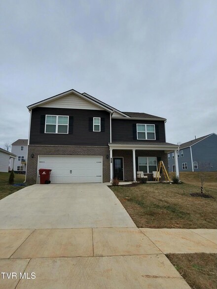 151 Tanasqui Dr, Johnson City, TN 37604