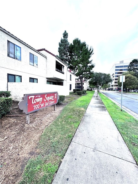 700 W 3rd St Unit B107, Santa Ana, CA 92701