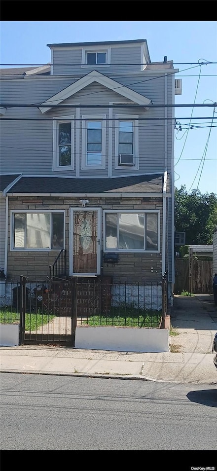 89-27 91st St, Woodhaven, NY 11421