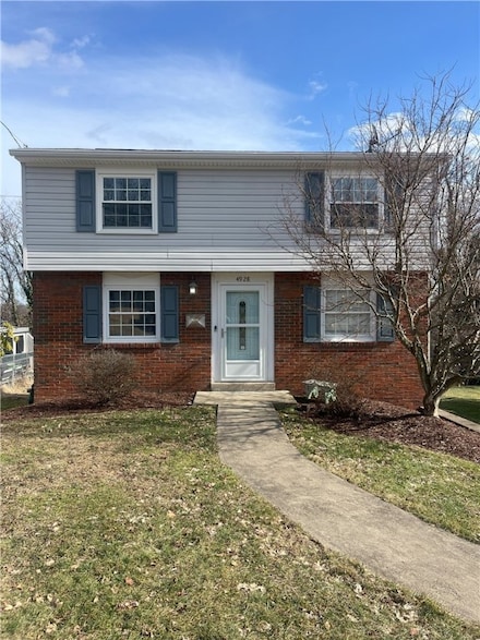 4928 Havana Dr, Pittsburgh, PA 15239