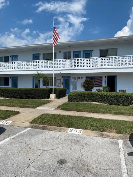 8555 112th St Unit 106, Seminole, FL 33772