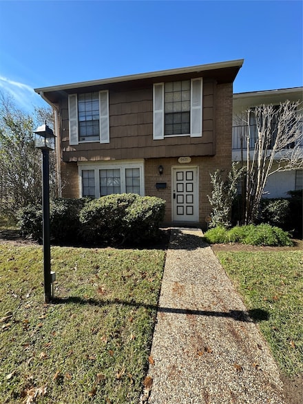 9425 Fondren Rd, Houston, TX 77074