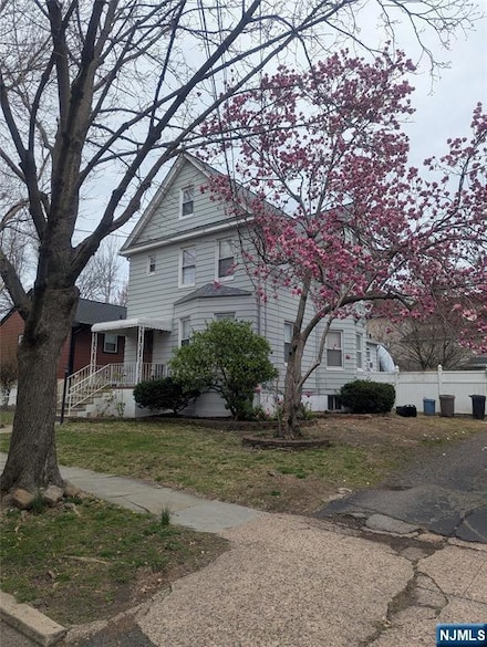 47 7th St, Ridgefield Park, NJ 07660