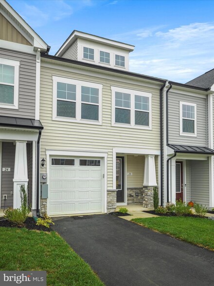 20 Towton Place, Charles Town, WV 25414