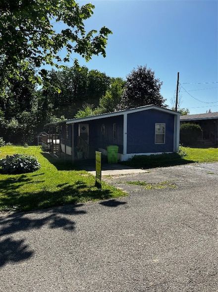 10765 W Main Rd Unit 18, North East, PA 16428