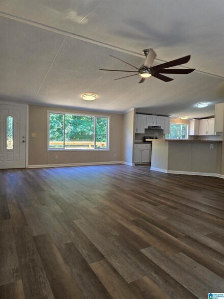 435 Elaine St, Odenville, AL 35120