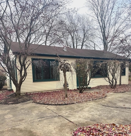 642 Gilman St, Garden City, MI 48135