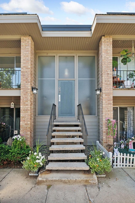 6301 Colony Way Unit 2A, Edina, MN 55435