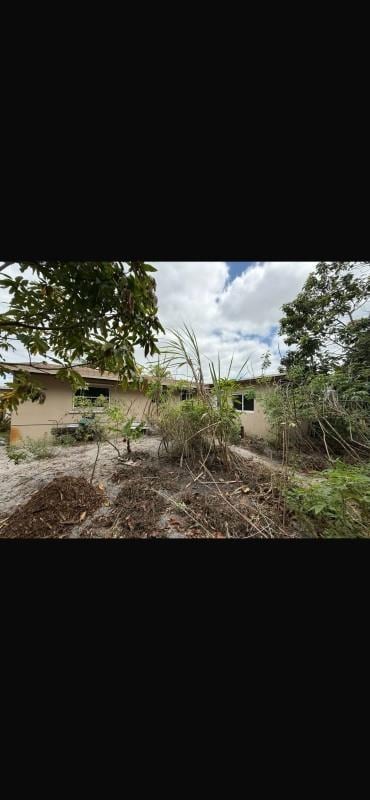 4420 NW 14th St, Lauderhill, FL 33313