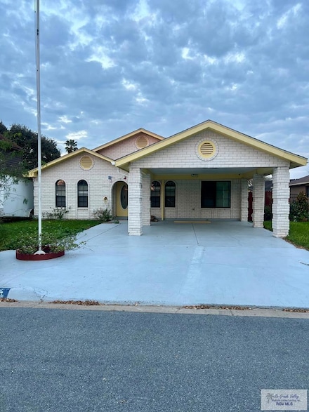 4846 La Entrada Dr, Brownsville, TX 78526