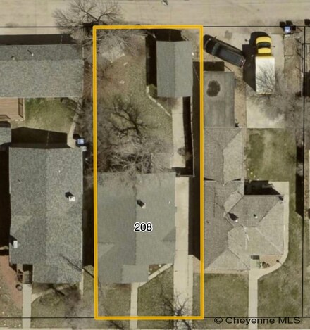 208 E 2nd Ave, Cheyenne, WY 82001