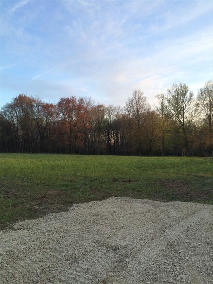 Tract 1 N Golf Course Rd, Bicknell, IN 47512