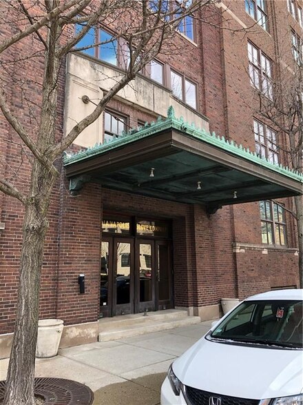 430 N Park Ave Unit 102E, Indianapolis, IN 46202