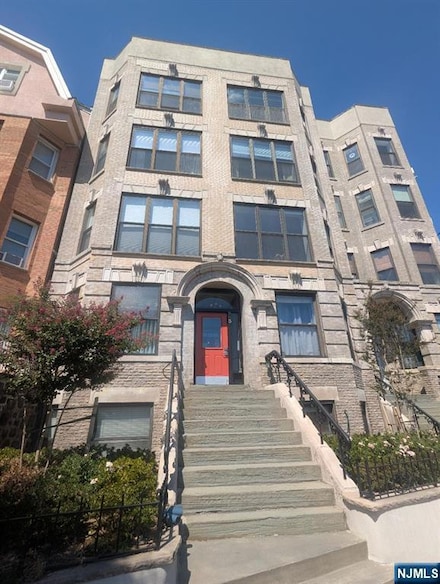 963 Boulevard E Unit 2-3, Weehawken, NJ 07086