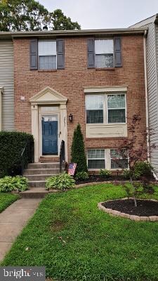 12871 Effingham Ct, Woodbridge, VA 22192