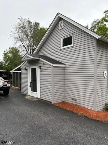 7 Urban St, Hamburg, NJ 07419