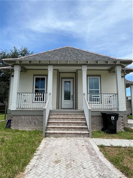 2514 Laplace St, Chalmette, LA 70043