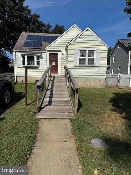 1722 Old Eastern Ave, Essex, MD 21221