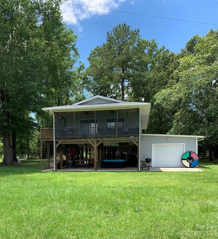 686 Pinehurst Rd, Winnsboro, SC 29180
