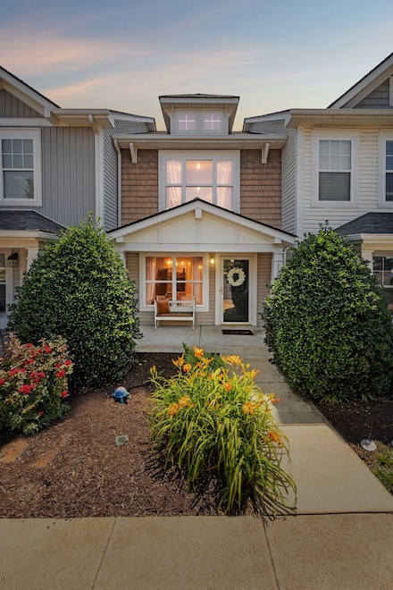 131 Shadow Glen Dr, Nashville, TN 37211