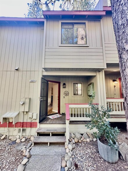 1024 Manuel Rd, Arnold, CA 95223