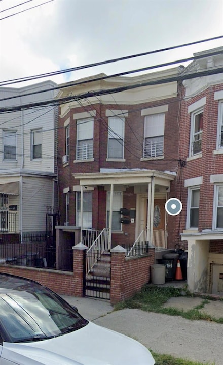 10206 32nd Ave, East Elmhurst, NY 11369