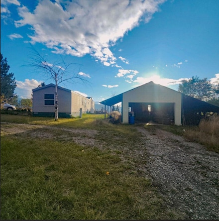 954 Mission Lake Rd, Kettle Falls, WA 99141