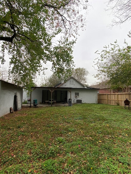 9402 Lomax St, Houston, TX 77093