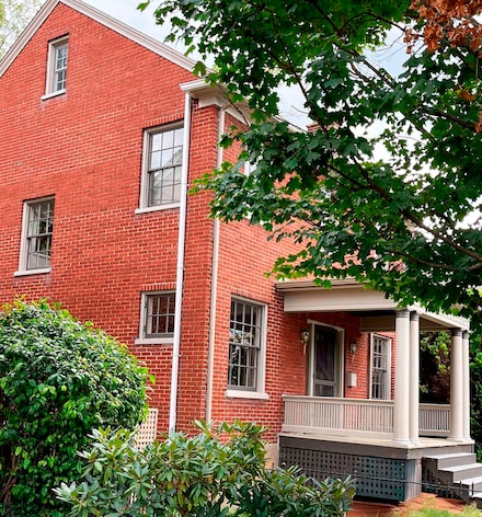 729 Selma Blvd, Staunton, VA 24401