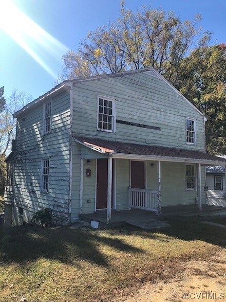 318 W 6th Ave, Lawrenceville, VA 23868