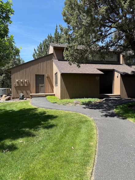 1987 Redtail Hawk Dr Unit RV16C, Redmond, OR 97756